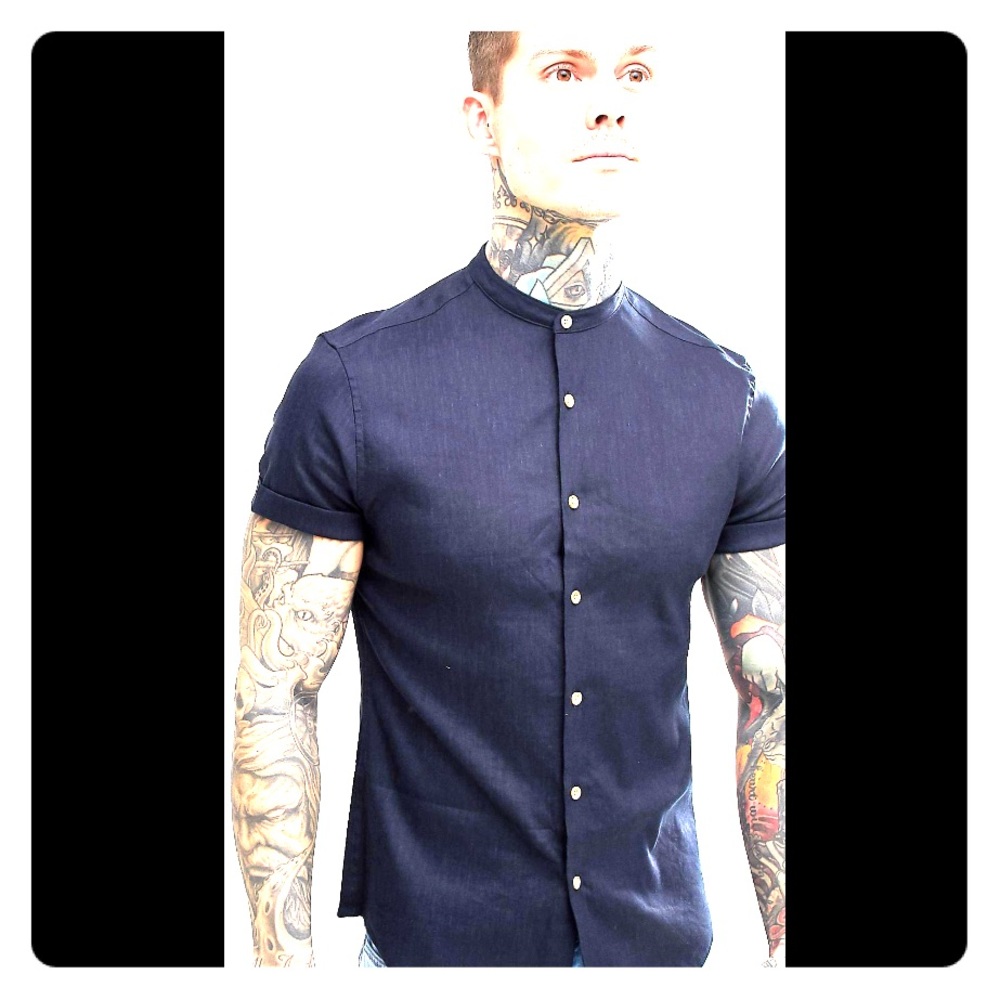 Slim fit short sleeve button down